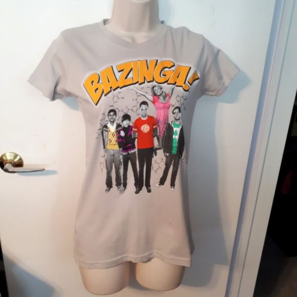 *NEW* BIG BANG THEORY Bazinga! Group Women's Grey T-Shirt Size Small